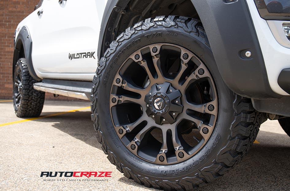 FORD-RANGER-VAPOR-BLACK-MACHINED-WITH-DARK-TINT